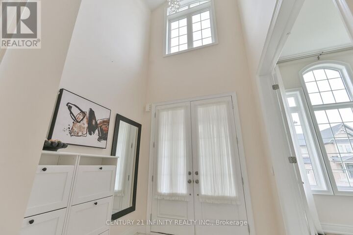 Property Photo:  34 Watershed Gate  ON L9N 0Y6 