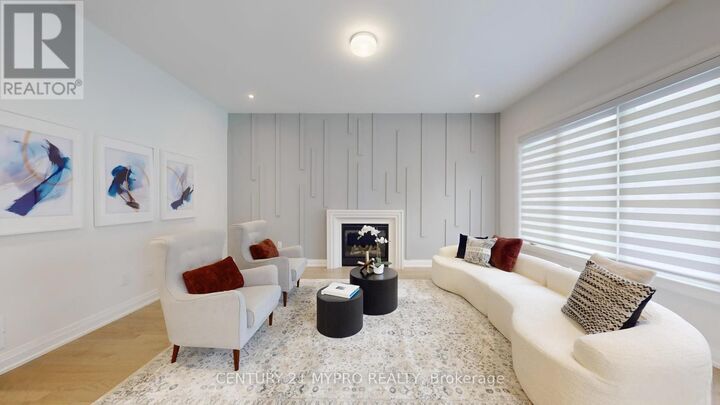 Property Photo: 6 Longworth Avenue ON L4E 1A2
