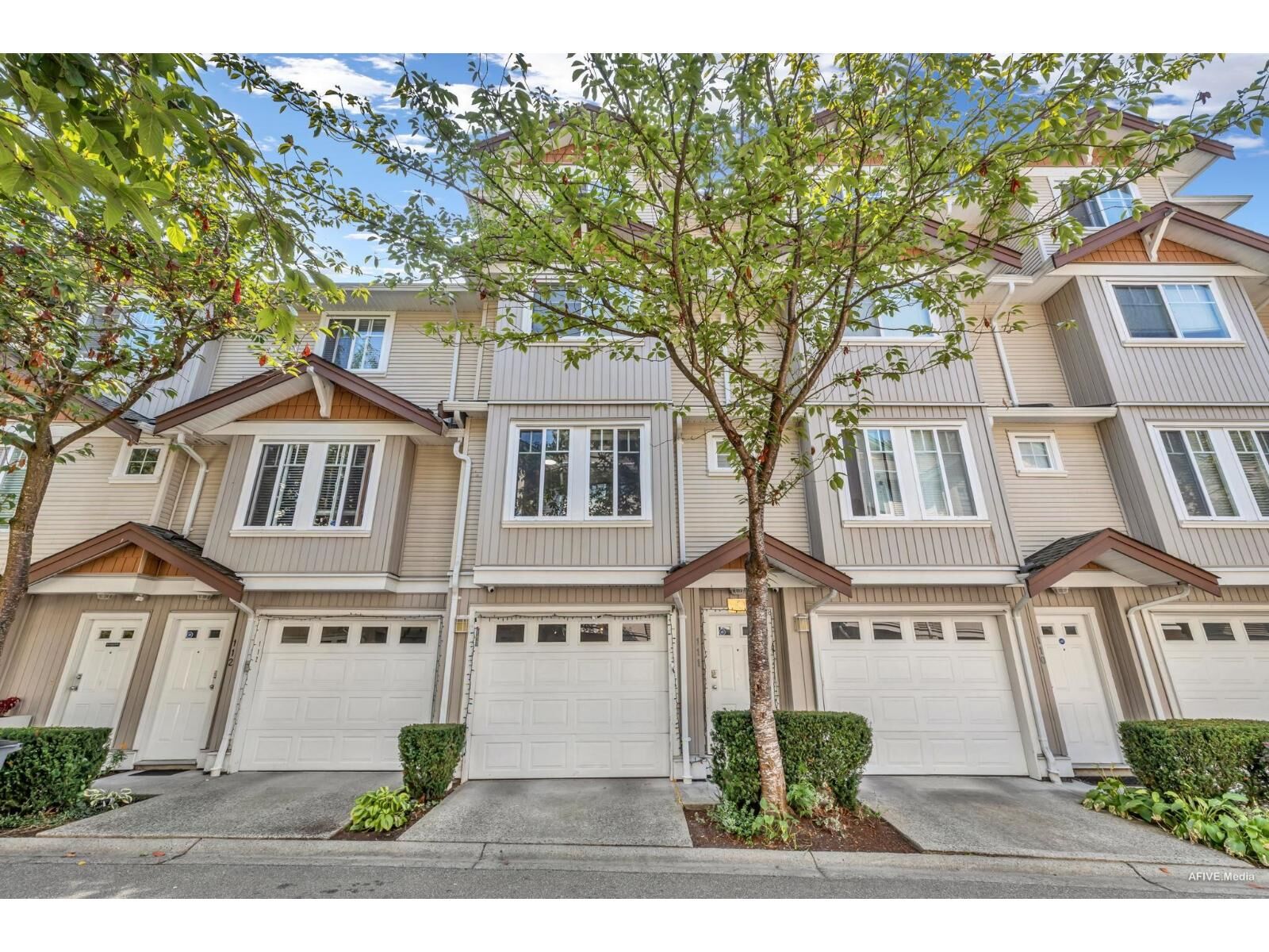 Property Photo:  12711 64 111  BC V3W 1X1 