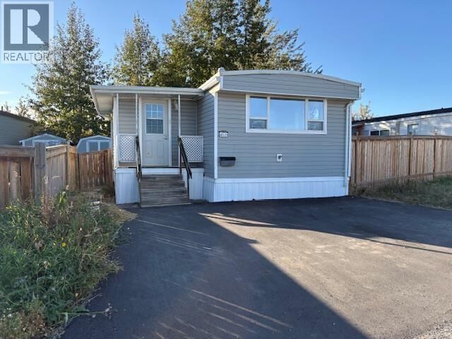 Photo de la propriété:  8420 Alaska Highway 61  BC V1J 4J6 