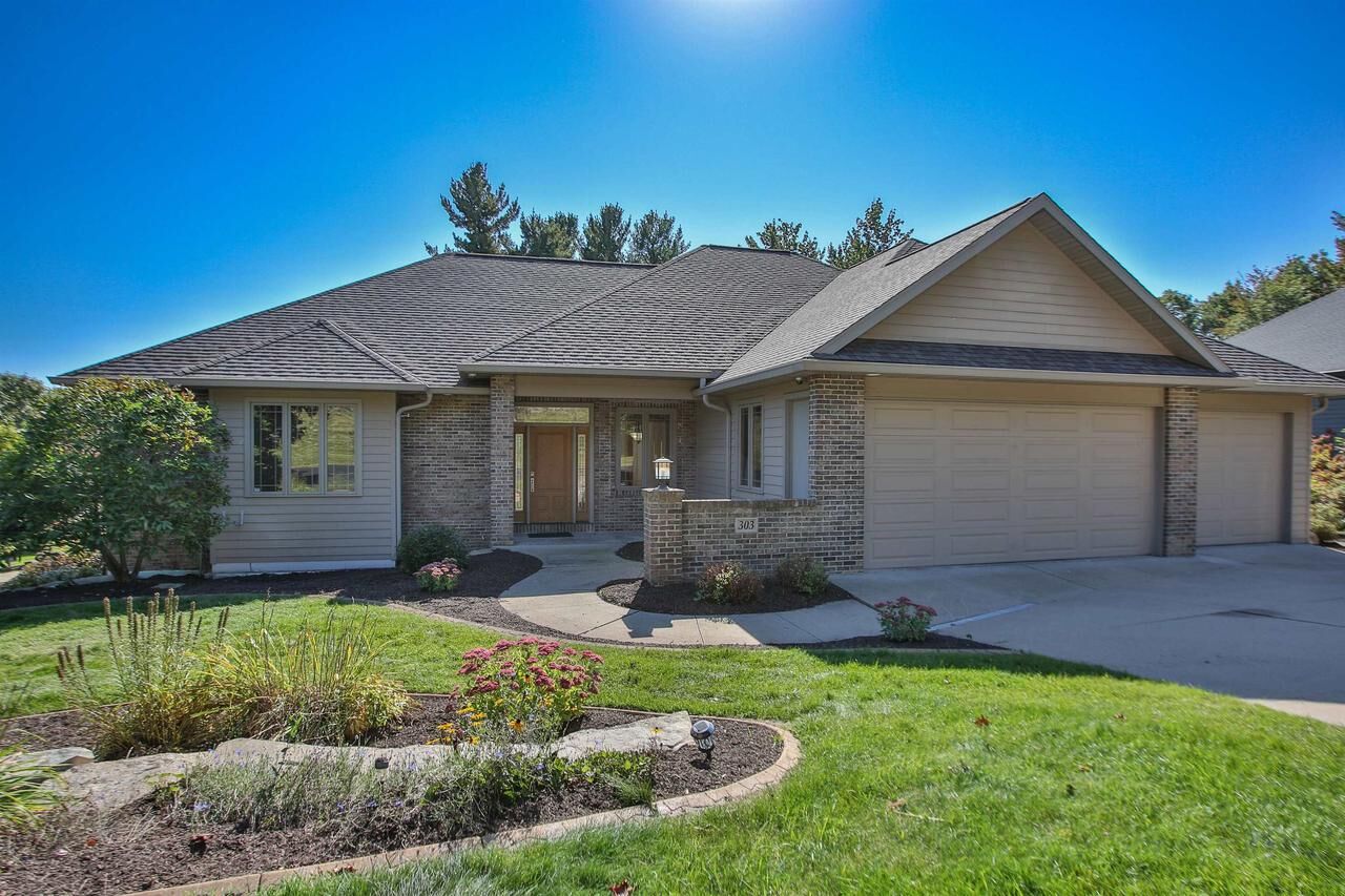 Property Photo:  303 Rimrock Road  WI 54401 