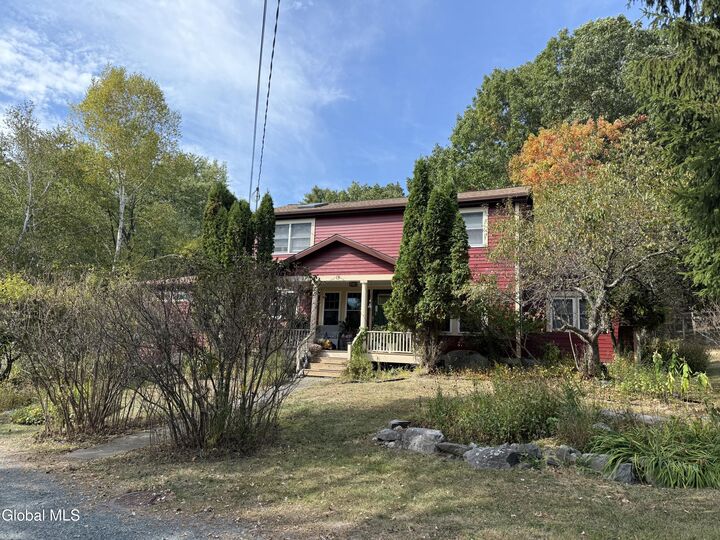 Property Photo:  15 Bullis Drive  NY 12018