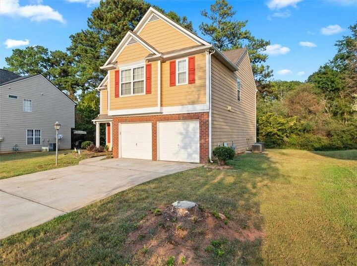 Property Photo: 2628 Essex Court GA 30013