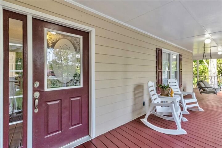 Property Photo:  58 E Ranchette Road  GA 30179 