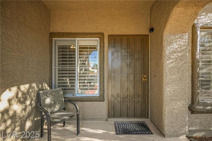Property Photo: 1424 Country Hollow Drive NV 89117
