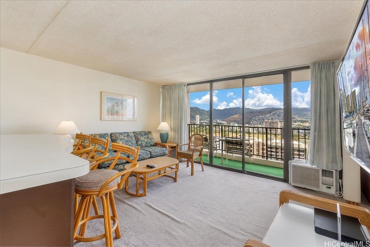 Property Photo:  201 Ohua Avenue 2311 (Nuc)  HI 96815 