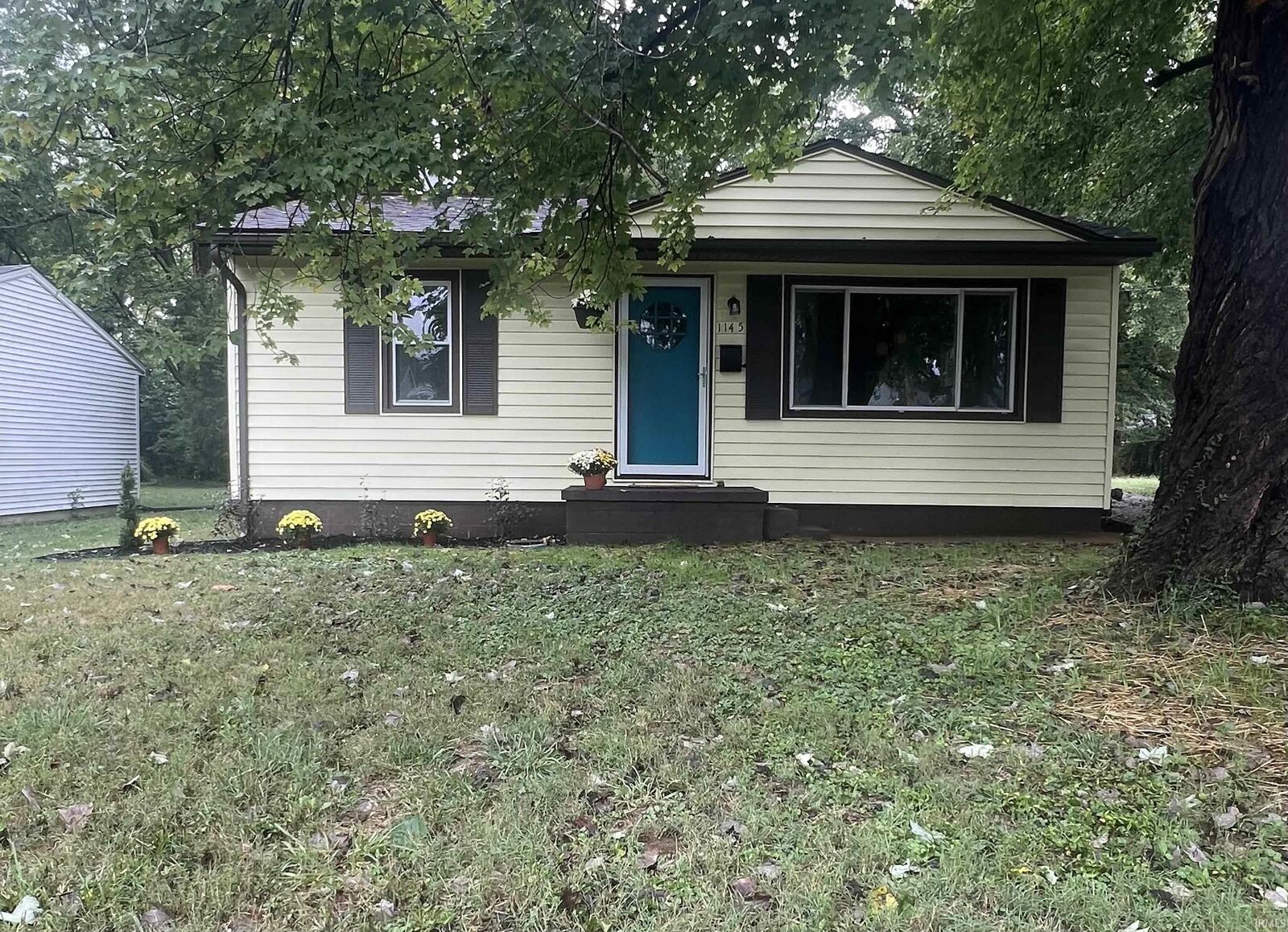 Property Photo:  1145 W Heerdink Avenue  IN 47710 