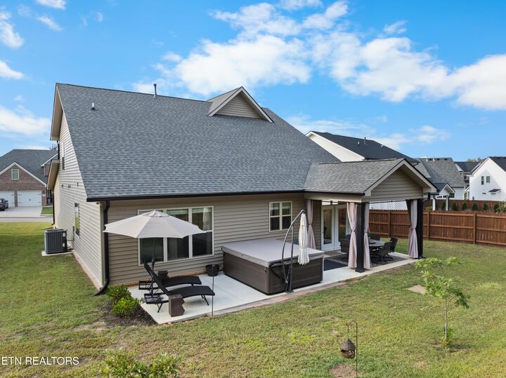 Property Photo: 1416 Ridge Climber Rd TN 37922