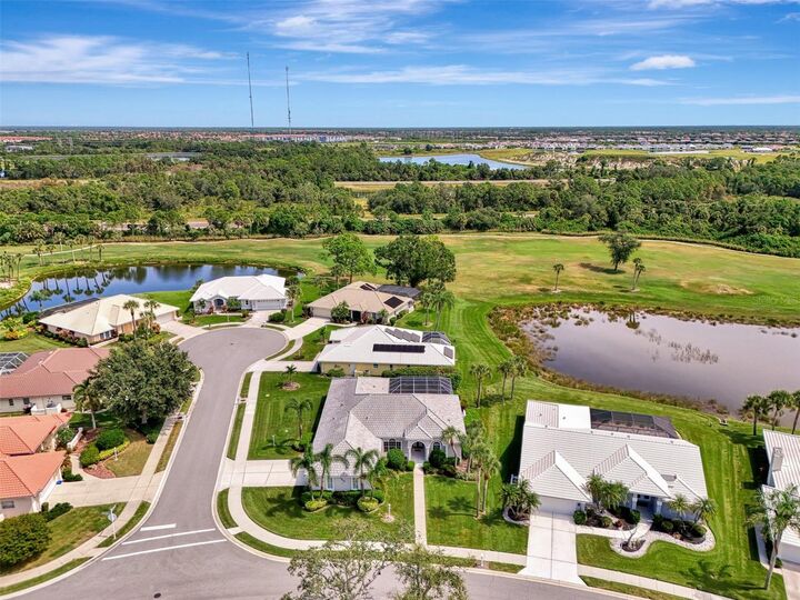 Property Photo:  1434 Gleneagles Drive  FL 34292 