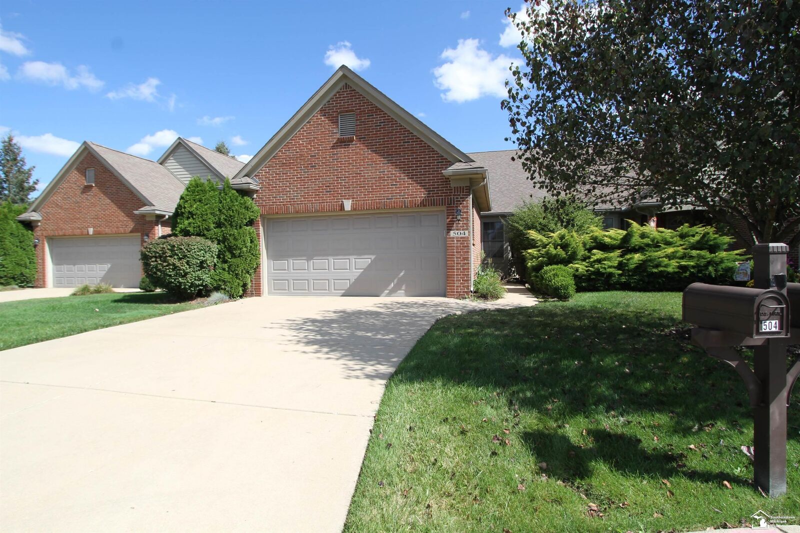 Property Photo:  504 Brooks Hollow Court  MI 48161 