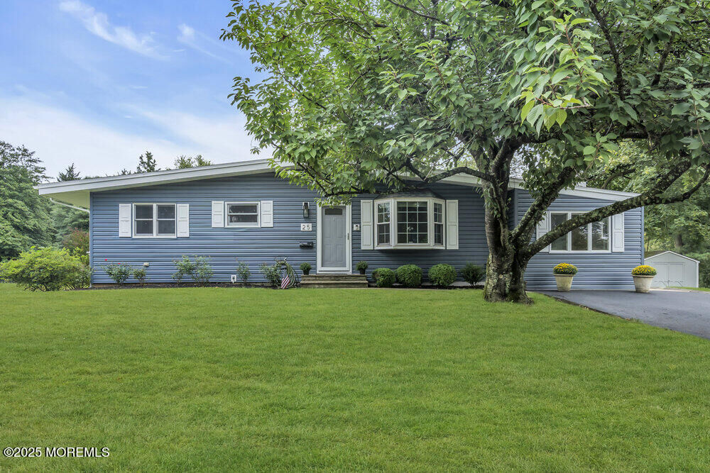 Property Photo:  25 Parkview Terrace  NJ 07738 