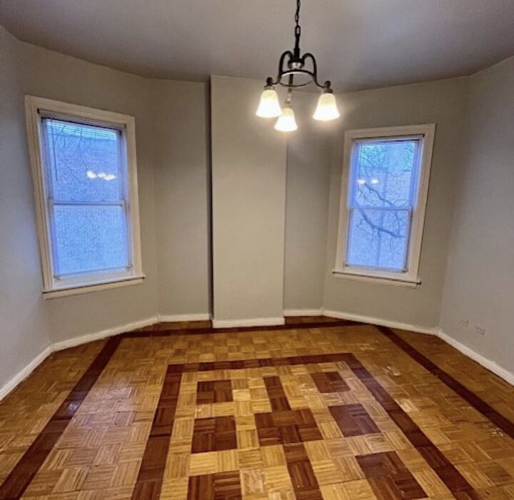 Property Photo:  4039 W Wilcox Street 2  IL 60624 