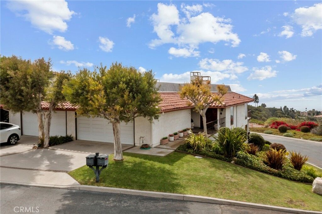 Property Photo: 7 Ocean Crest Court CA 90275