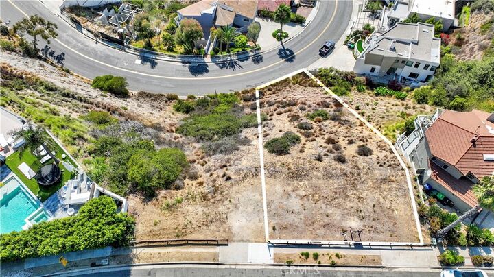 Property Photo:  629 Balboa Avenue  CA 92651 