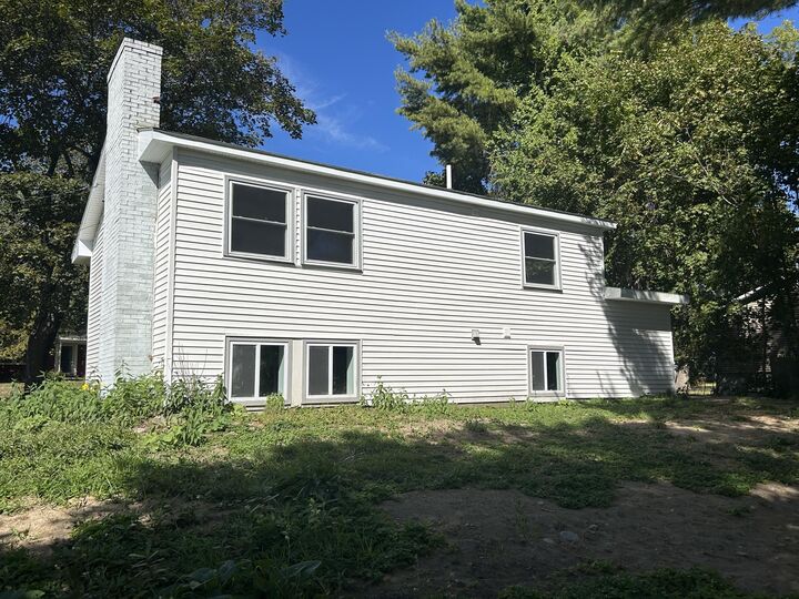 Property Photo:  5 Pinewood Street  ME 04473 