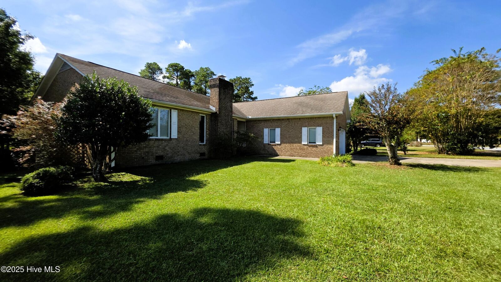 Property Photo:  812 Pelican Drive  NC 28560 