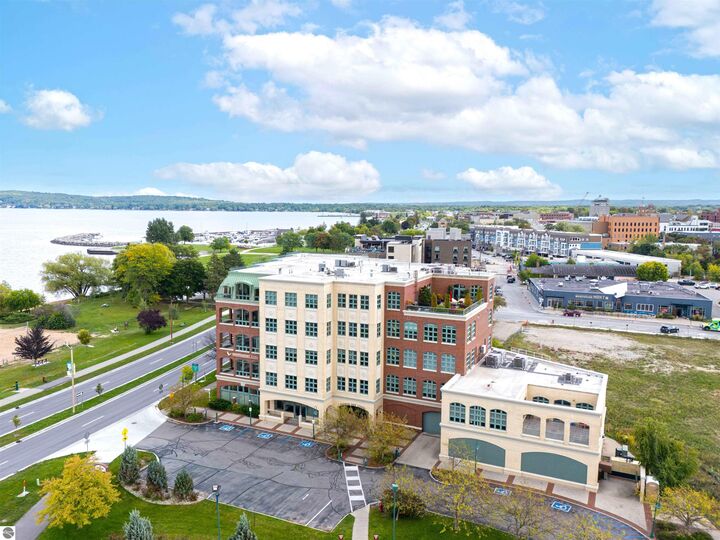 333 Grandview Parkway 205  Traverse City MI 49684 photo