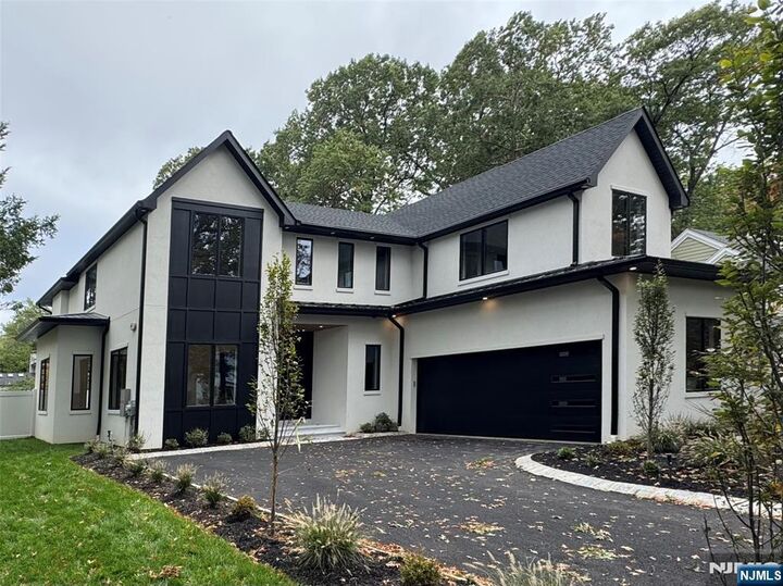 84 Depeyster Avenue  Tenafly NJ 07670 photo