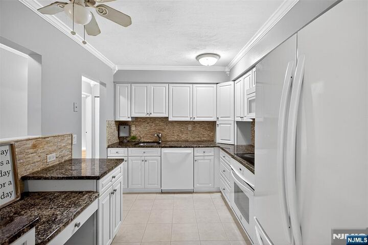 Property Photo:  462 Liberty Street 462A Unit# 101  NJ 07643 