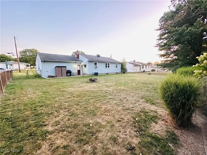 Property Photo:  1720 Sequoya Drive  OH 44514 