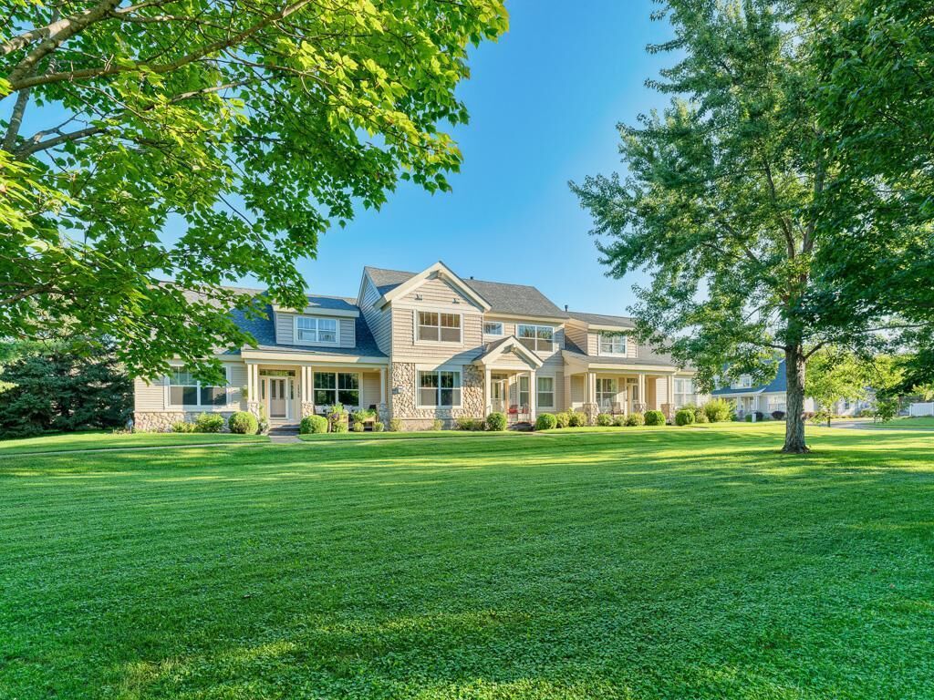Property Photo: 1722 Riverspointe Place MN 55303