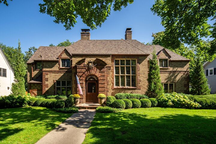4831 Sheridan Avenue S  Minneapolis MN 55410 photo