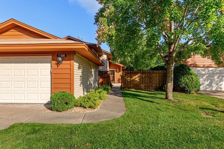 Property Photo:  5328 Emerald Way  MN 55124 