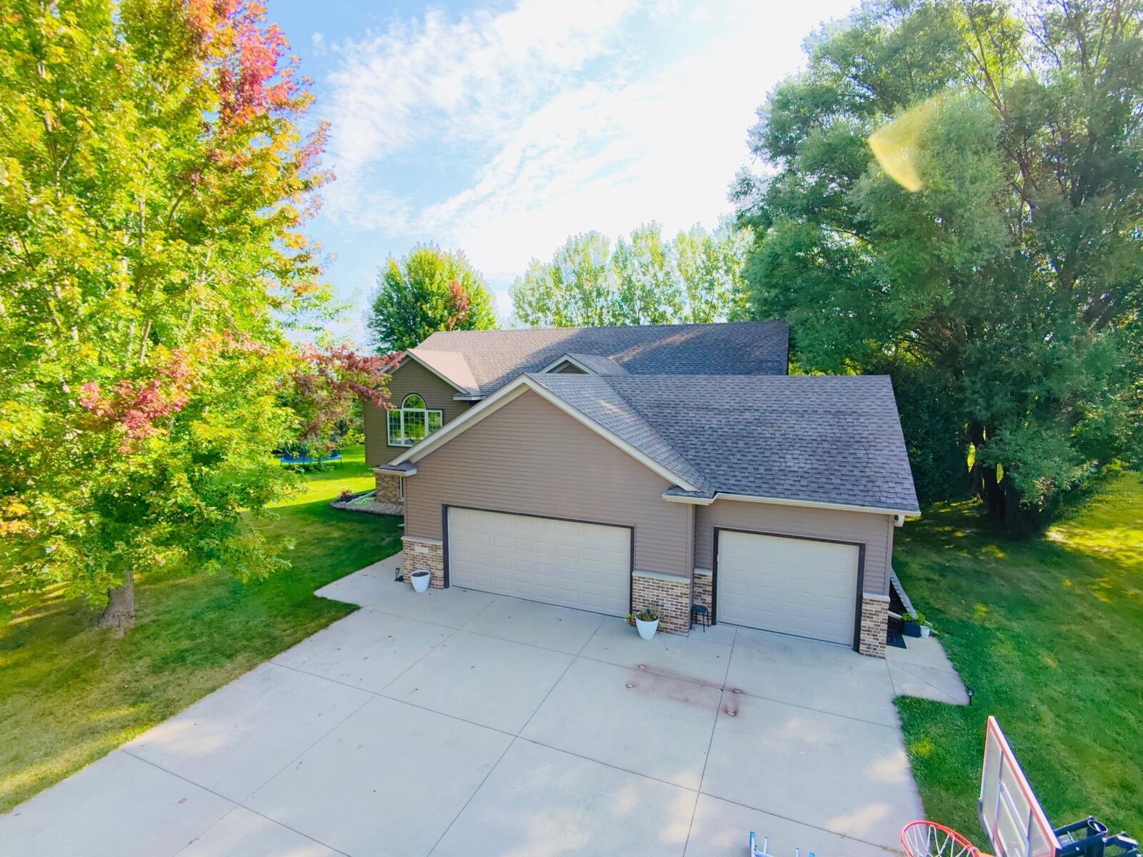Property Photo:  60930 253rd Avenue  MN 55955 