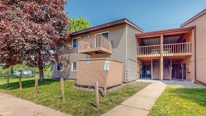 Property Photo:  2604 4th Avenue NE 1  MN 55906 