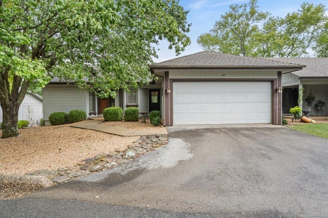 Property Photo: 64 Fairway Drive AR 72714