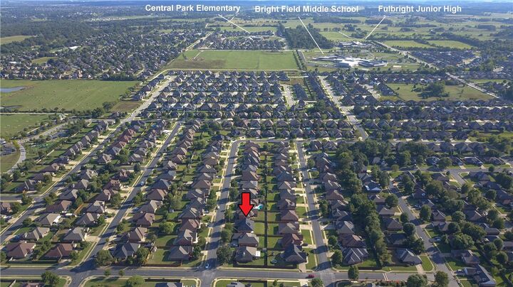 Property Photo: 4004 SW Banbury Drive AR 72713