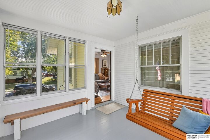 Property Photo:  603 Dorcas Street  NE 68108 