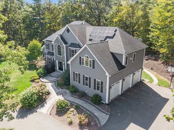 Property Photo:  9 Winter Hill Rd  MA 01462 
