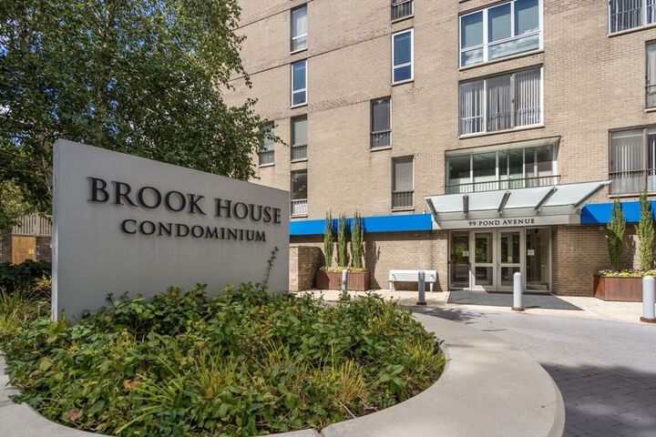 99 Pond Avenue D -608  Brookline MA 02445 photo