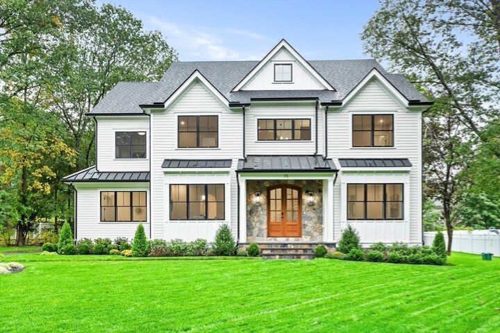 Property Photo:  15 Peachtree Road  MA 02420 