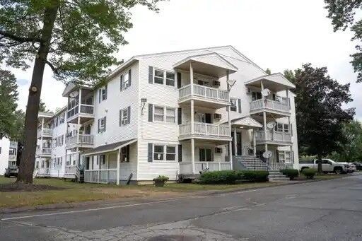 Property Photo:  30 Abbey Rd 207  MA 01453 