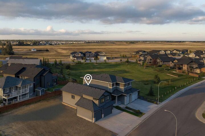Property Photo:  643 Sixmile Crescent S  AB T1K 8G4 