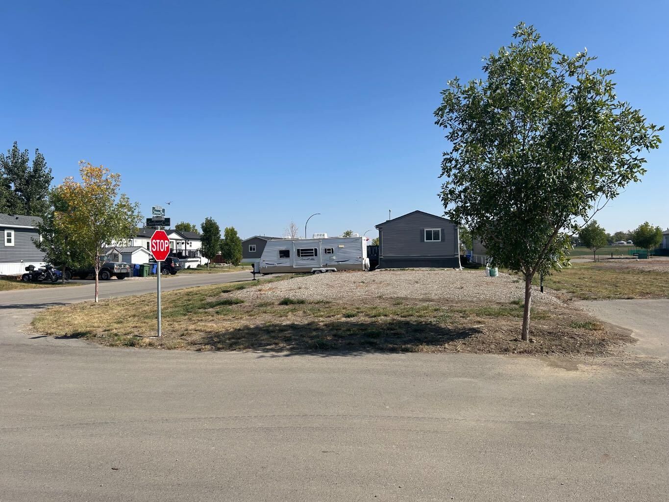 Property Photo: 5003 Seasons Boulevard AB T1M 0G4