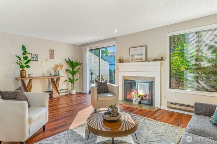 Property Photo:  1804  Maple Lane  S B11  WA 98030 