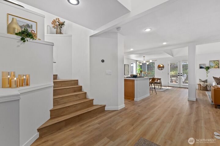 Property Photo: 14649 138th Way NE WA 98072