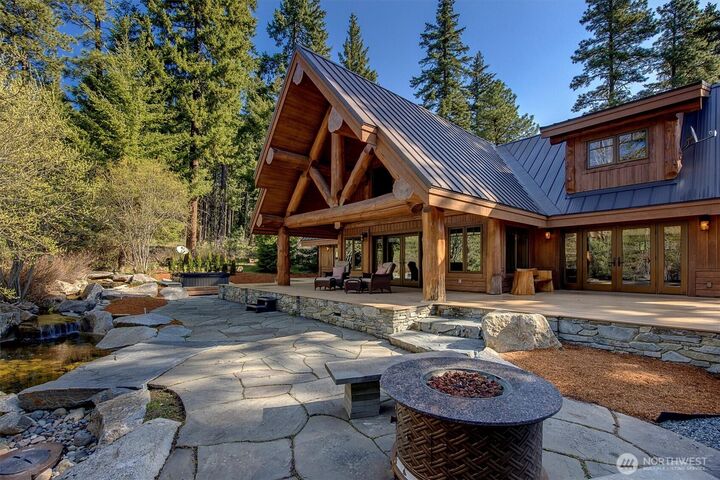 Property Photo:  51  Thimbleberry Court  WA 98922 