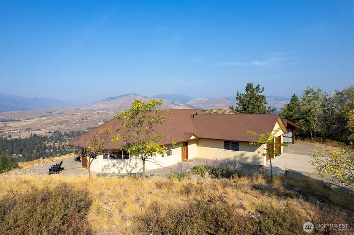 Property Photo:  25  Deer Trails Way  WA 98862 