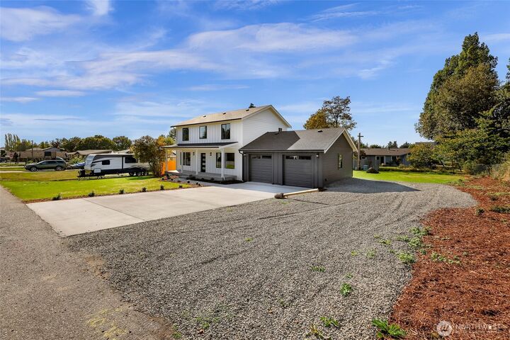 Property Photo:  225  10th Street  WA 98230 