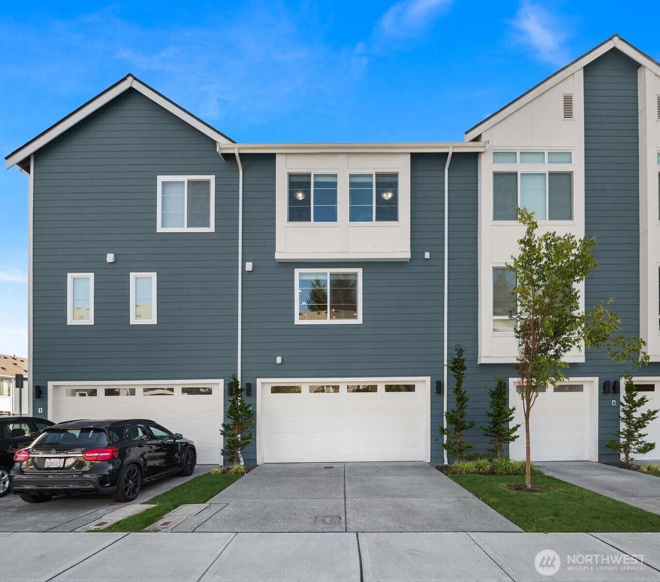 Property Photo:  18782  67th Avenue NE 2  WA 98028 