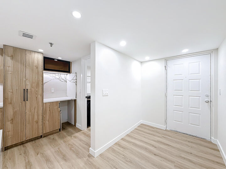 Property Photo:  955 Egret Circle 207  FL 33444