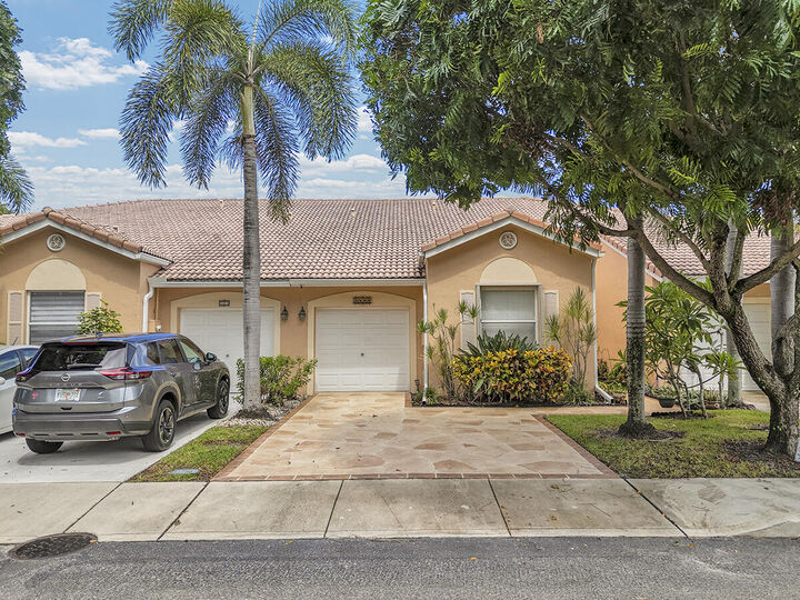 Property Photo: 2455 Coral Trace Circle S FL 33445