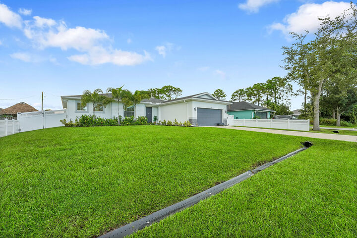 Property Photo:  3682 SW Margela Street  FL 34953 