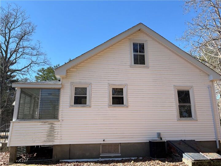 Property Photo:  52 Carpenter Street  MA 02771 