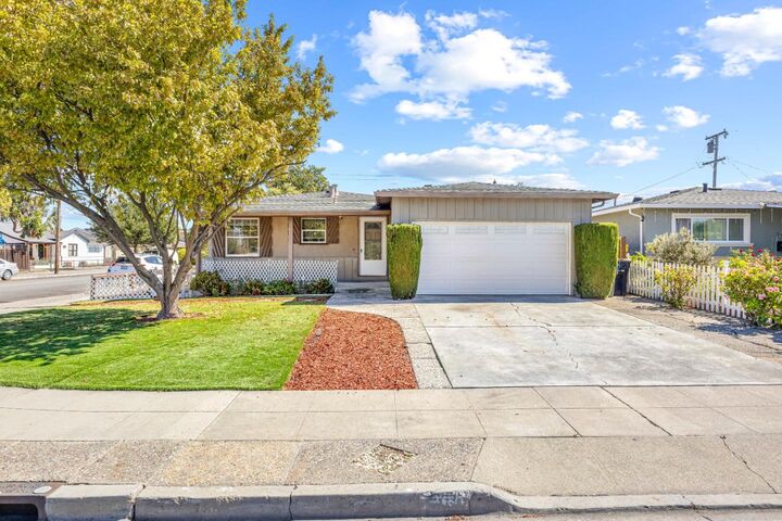 Property Photo:  750 San Ramon Avenue  CA 94085 