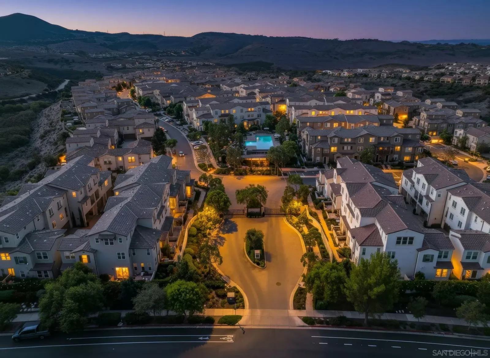 Property Photo: 16206 Veridian Cir CA 92127